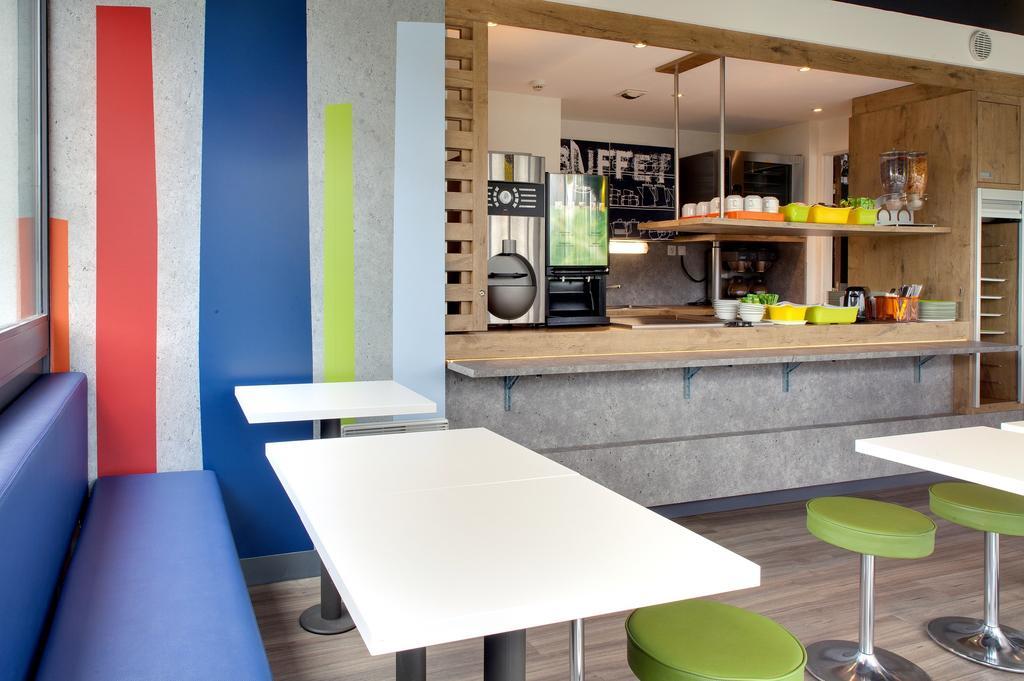 Ibis Budget Clermont Ferrand Nord Riom Exterior foto